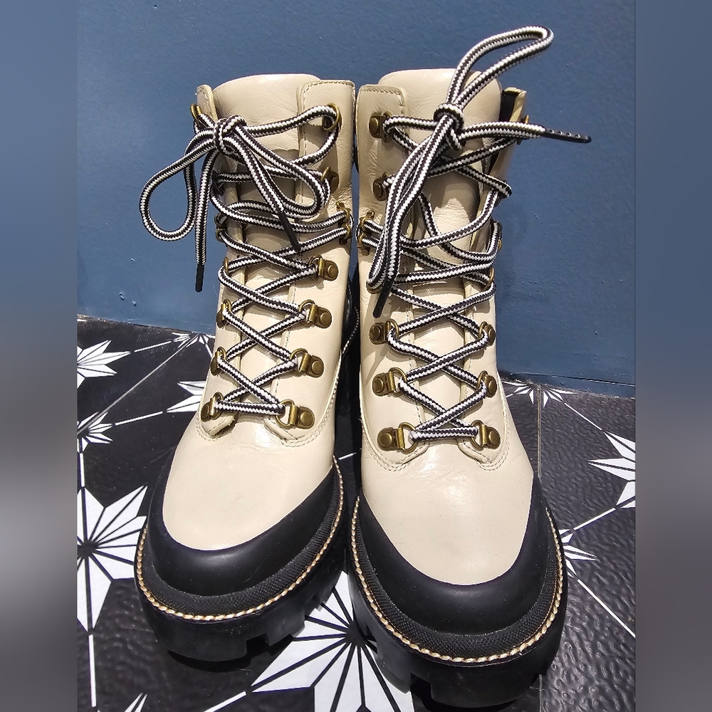 Tory Burch Lug Sole Boots Hiker Combat Leather Women’s Size 7